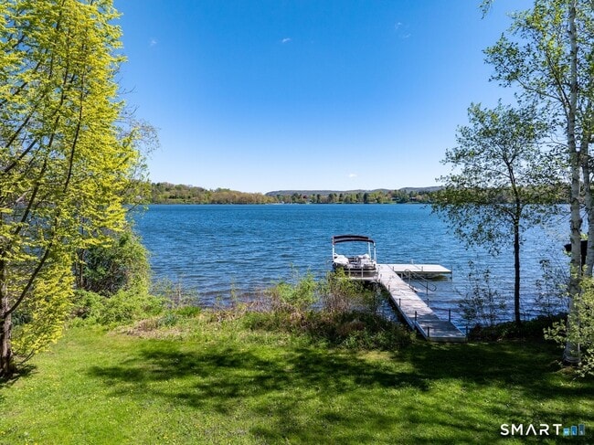 Photo - 165 Interlaken Rd