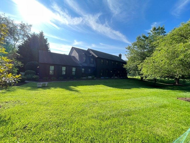 Building Photo - Rare North Potomac Estate With Pool!