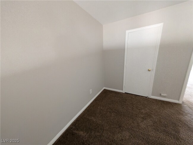 Building Photo - 9575 Belle Fountain Ave Rental