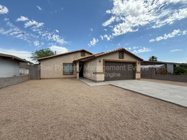 Photo - 2950 E Mobile Ln