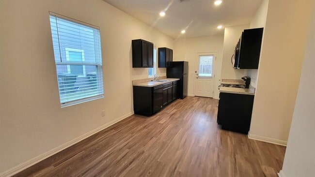 Photo - 850 Bunton Reserve Blvd