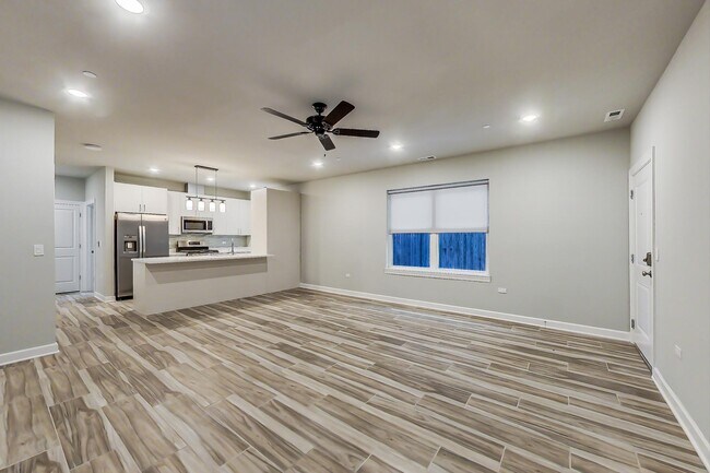Photo - 6135 S Kimbark Ave Unit 202