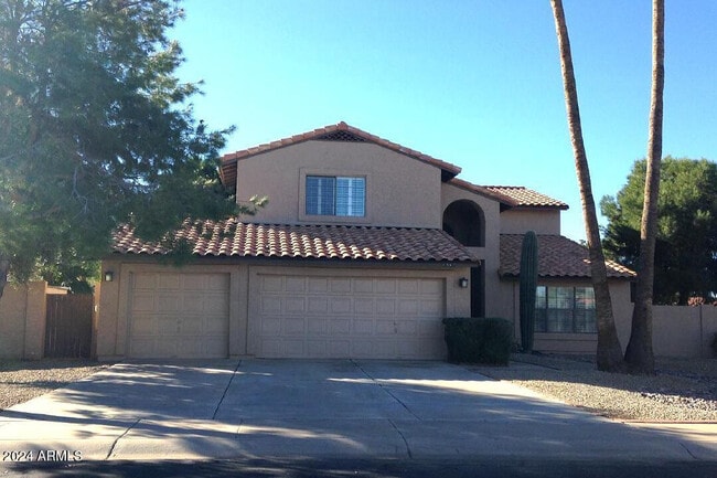 Building Photo - 1967 E Buena Vista Dr