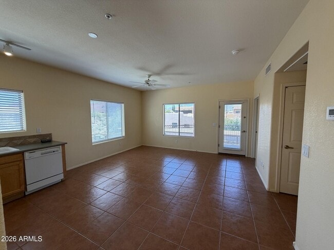 Building Photo - 16545 E Gunsight Dr Unit 223
