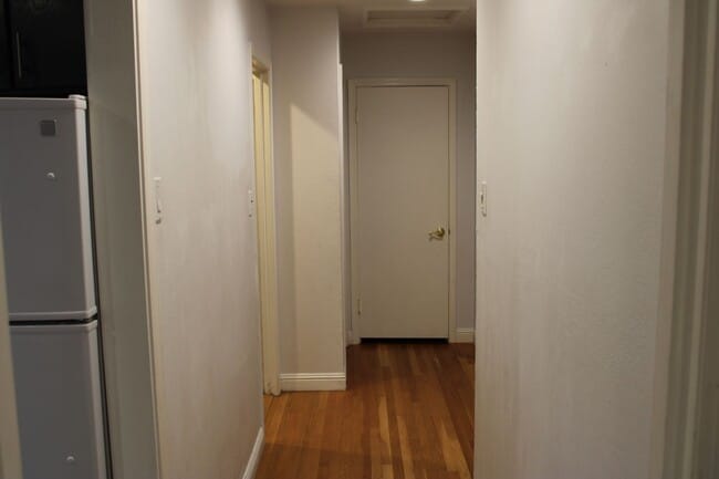Photo - Charming 3 Bed 1 Bath House on tree lined ...