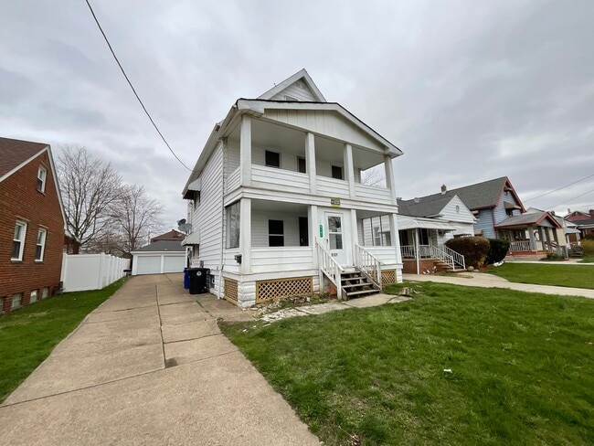 Building Photo - 8101 Grand Division Ave Unit 8101 Grand Division Avenue Down Rental