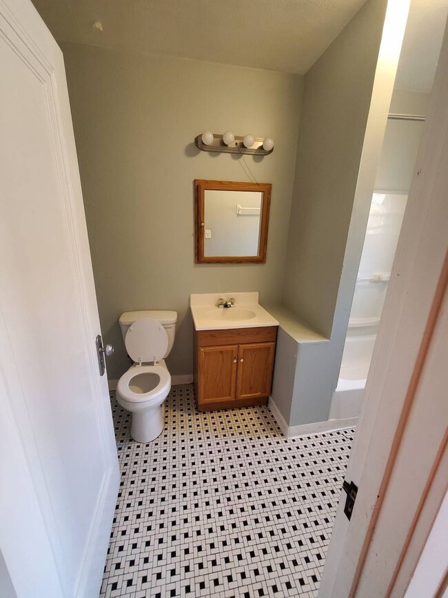 Photo - 4226 W. Highland Blvd. - 8 Unit