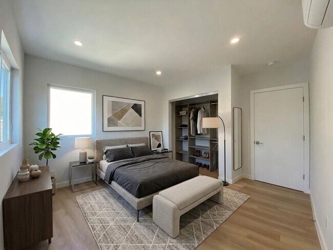 3207 W 3rd St Unidad 3