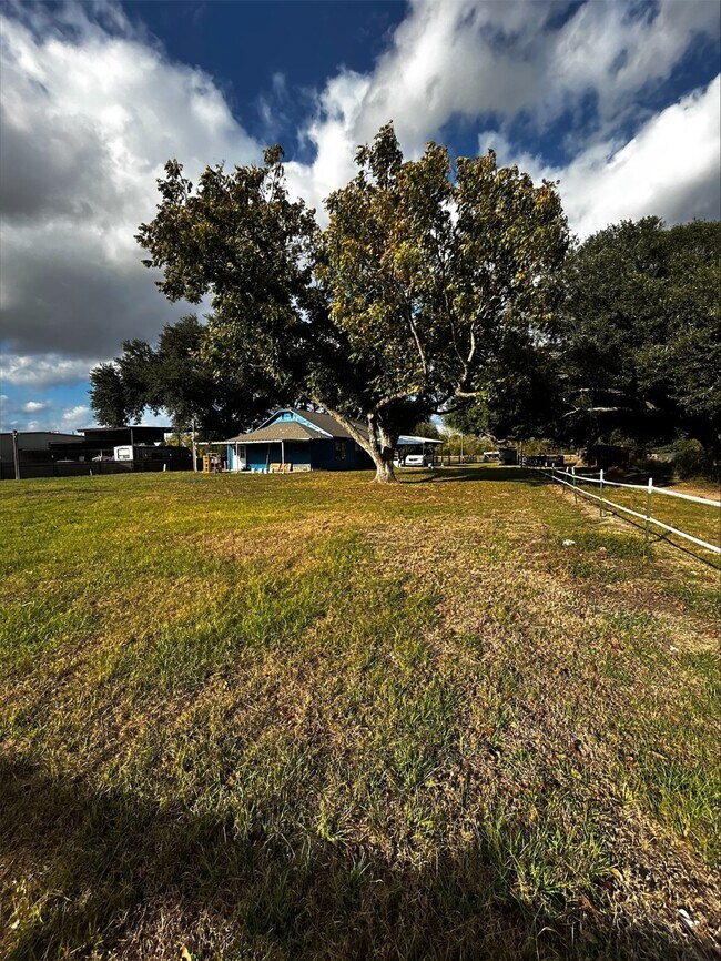 Photo - 31155 Old Washington Rd Casa