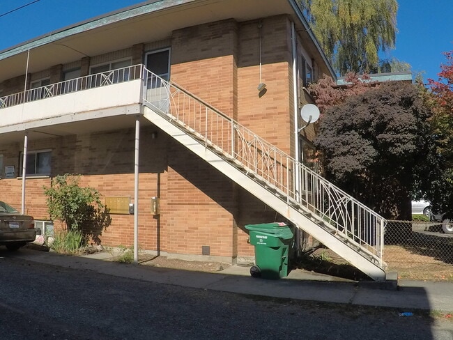 Photo - 4215 Linden Ave N Unidad 3