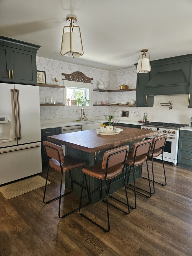 Photo - 16 N Washington St