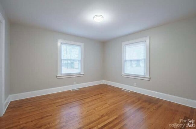 Building Photo - 1818 Pennsylvania Ave Rental