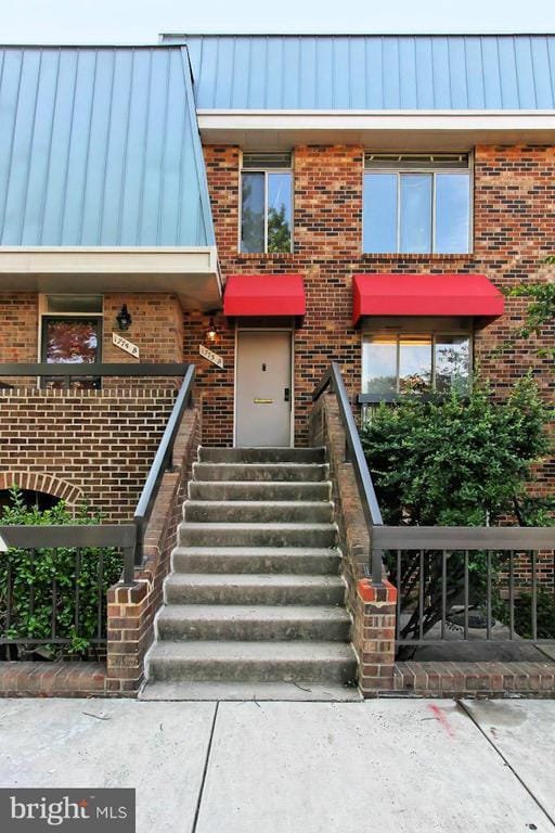 Photo - 1773 S Hayes St Townhome