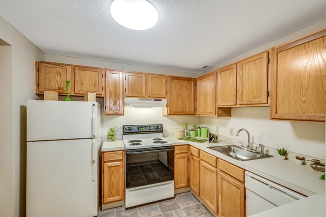 1 Bedroom Mall - Harbor Point