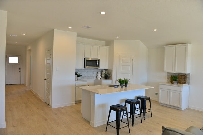 Photo - 31719 Carlisle Cv Ct