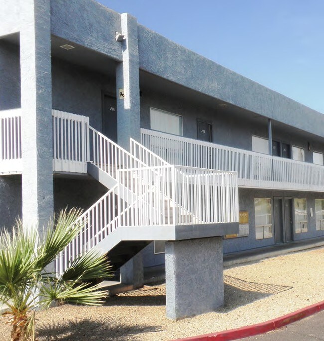 Hillcrest Arms - Hillcrest Arms