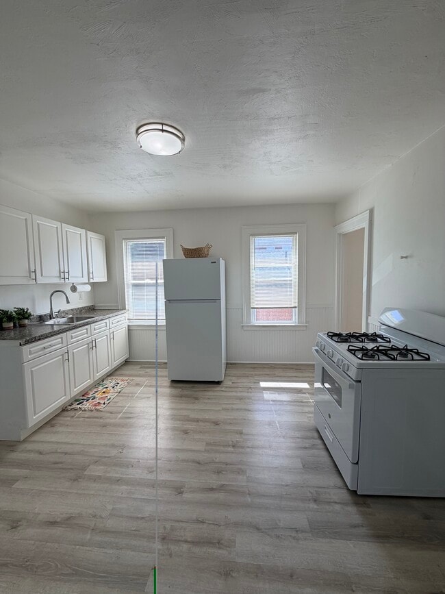 Photo - 51 Henry St Unit 3rd Floor