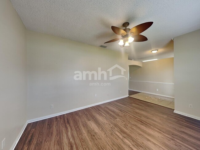 Photo - 7505 Fringe Pl