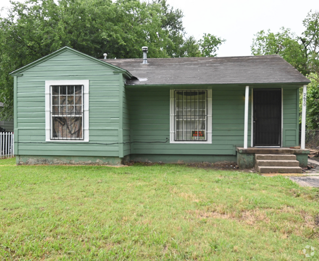 Building Photo - 2650 Scotland Dr Rental