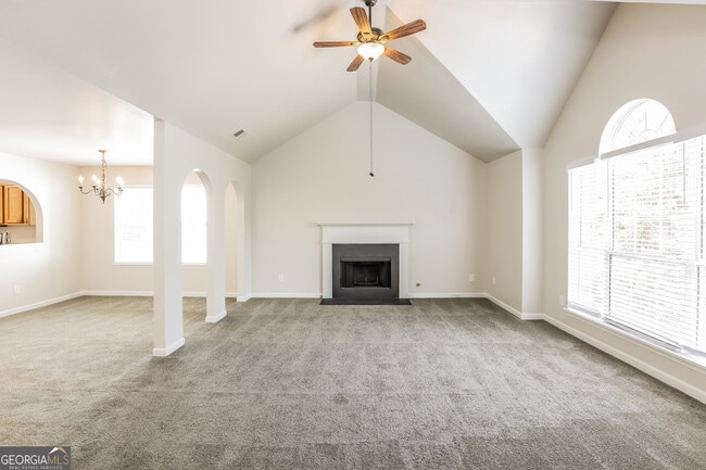 Photo - 2804 Crest Ridge Way SW