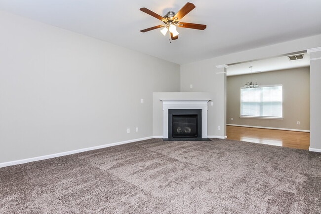 Photo - 3629 Pinkham Way