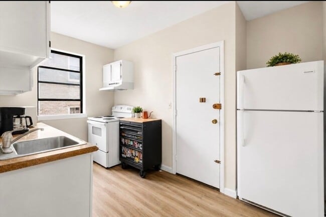 Photo - Desirable apartment in Brighton
