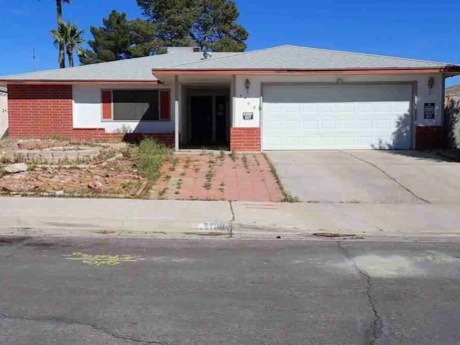 Photo - 7708 Alina Ave