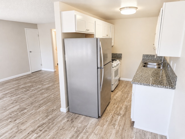 Mountain Vista Apartments
