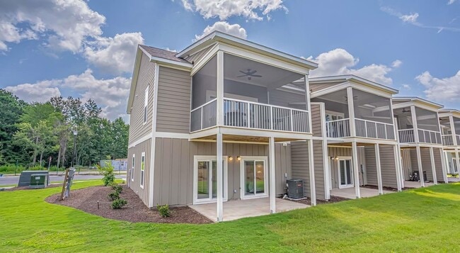 Photo - 228 Moorland Reserve Place