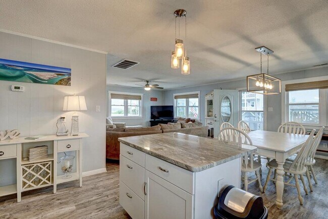 Photo - FURNISHED OFF-SEASON MONTHLY RENTAL-STARTI...