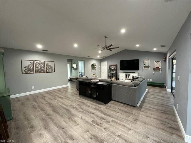 Photo - 1714 SE 2nd St