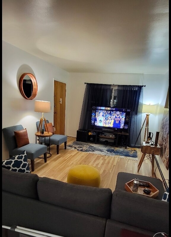 Photo - 1112 Towne St