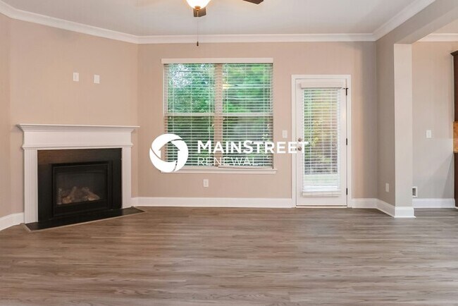 Photo - 3 Bedroom Pet-Friendly Home in Decatur, GA...