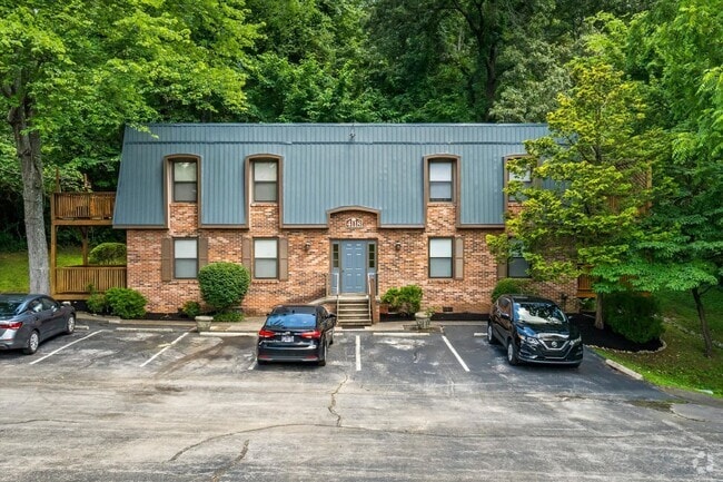 Building Photo - Castle Terrace Apartments