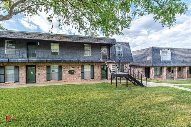 Photo - 3820 Fairfield Ave Unit 50