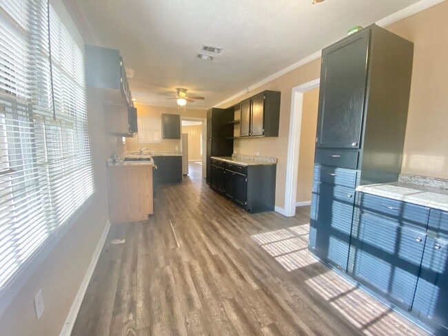 Photo - 4 Bed 2 Bath Home Now Available!