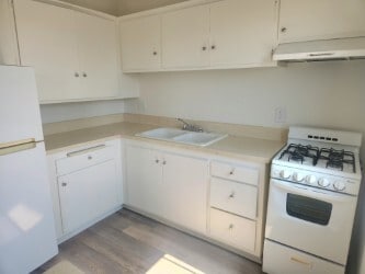 Royale La Habra