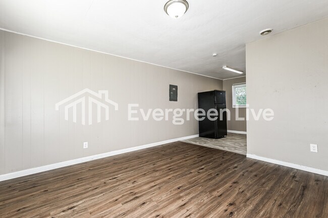 Photo - 419 Ferdinand Dr