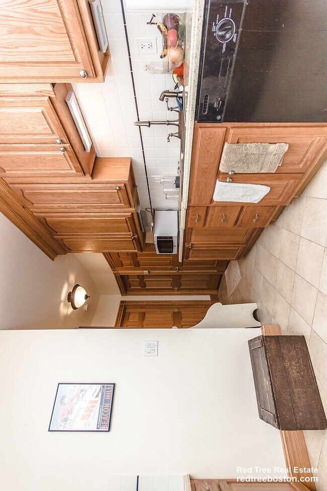 Photo - 137 Charles St Unit 1