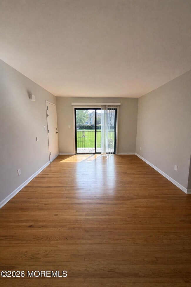 Photo - 18 Ginger Ct