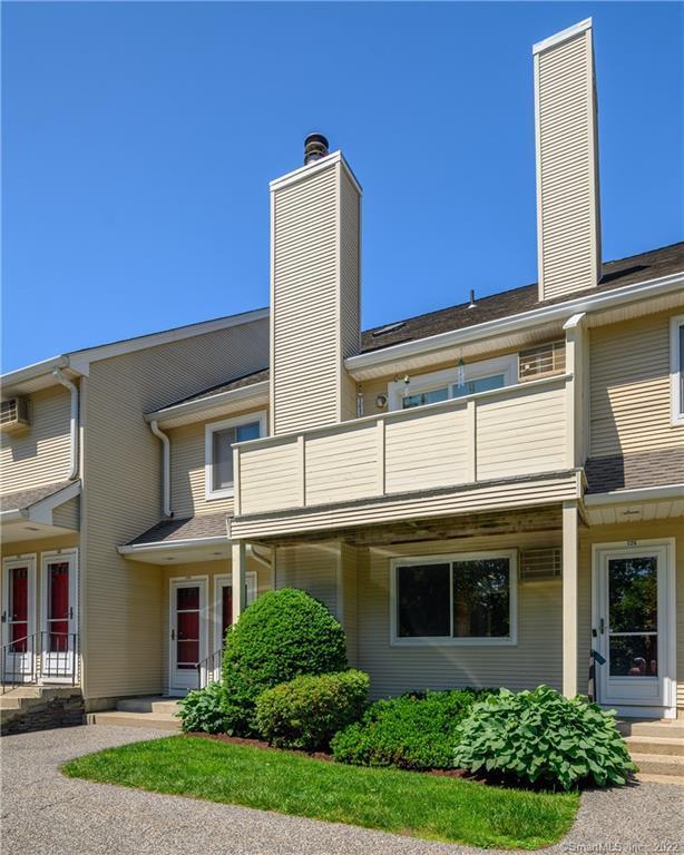 Building Photo - 123 Willow Springs Unit 123