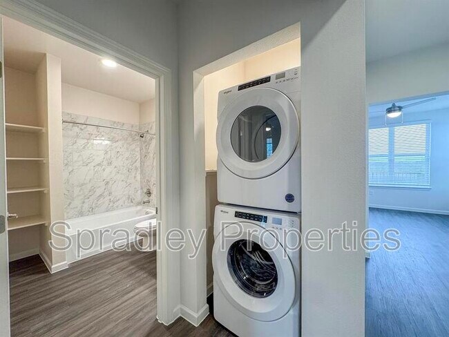 Photo - 710 Shine St Unit Preserve 3201