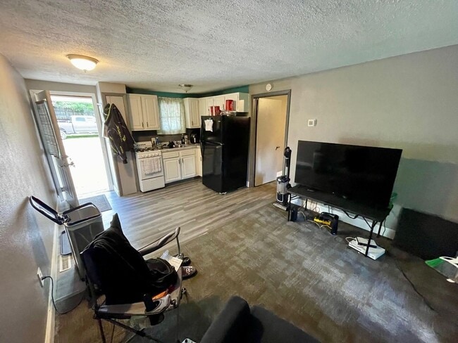 Photo - 1102 15th Ave NE Unit 4