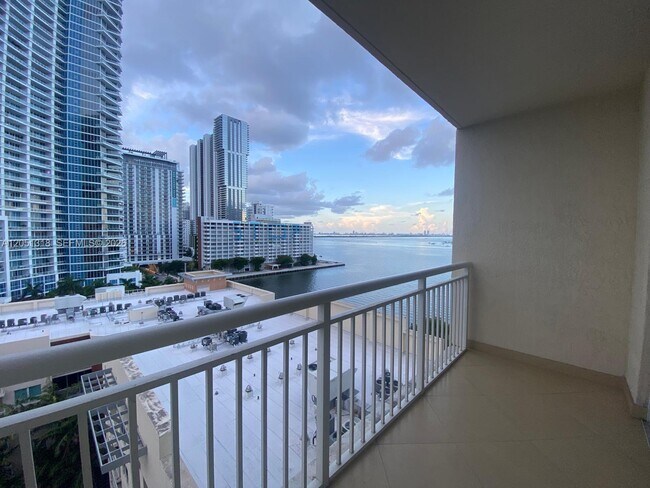 Photo - 2000 N Bayshore Dr Unit 1107
