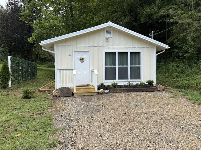 Photo - 1748 Allison Watts Rd