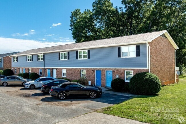 Building Photo - 1107 Keswick Pl Unit 10 Rental