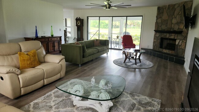 4324 Gator Trace Cir