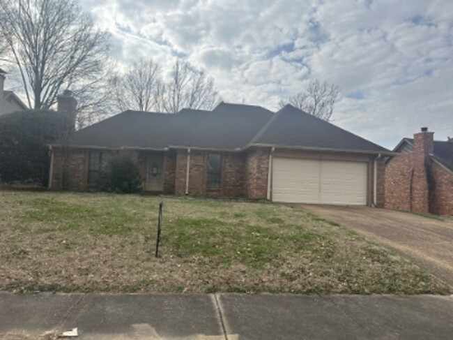 Beautiful 3-Bedroom Home in Memphis - Comf... - Beautiful 3-Bedroom Home in Memphis - Comf...