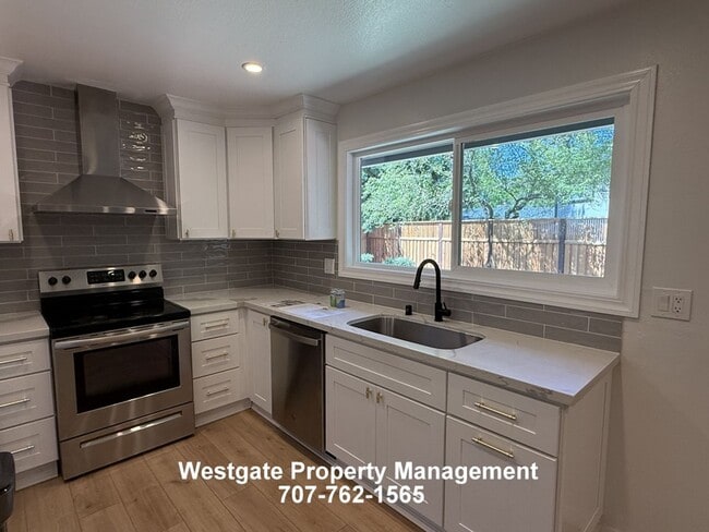 Photo - Beautifully updated 3-bedroom, 2.5-bath G Section Home - 3467 Gloria Court
