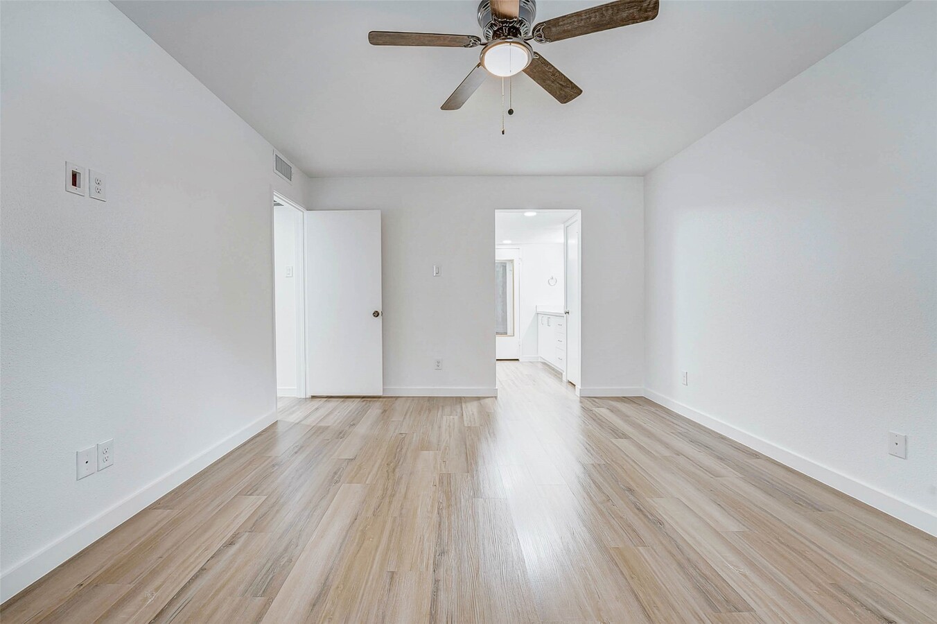 Photo - 7555 Katy Fwy Unit 55